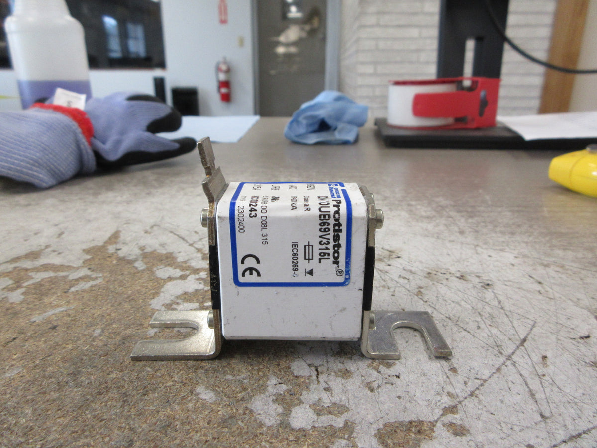 Ferraz Shawmut Protistor Fuse DN00UB69V315L 315A 690V Used