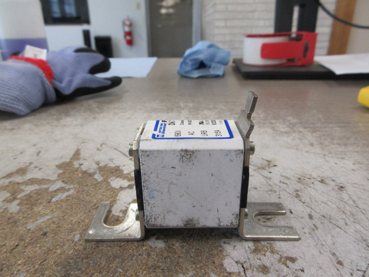 Ferraz Shawmut Protistor Fuse DN00UB69V315L 315A 690V Used