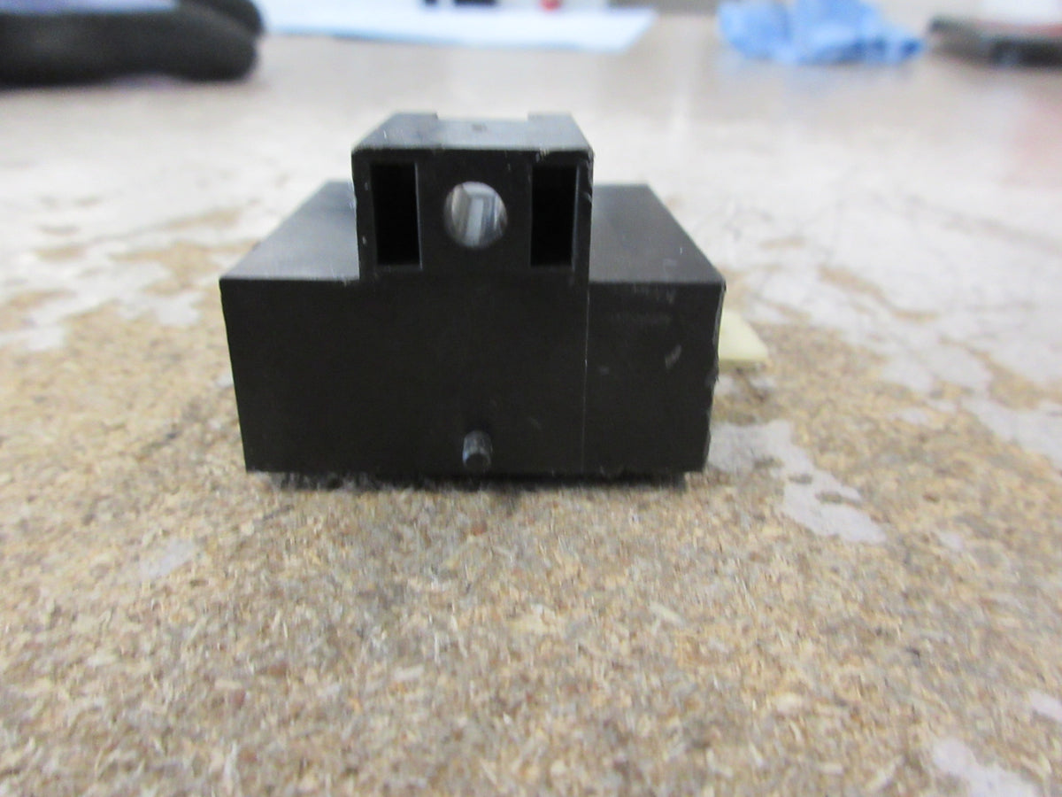 Yaskawa DC-DC Converter UND-300B/150 Used
