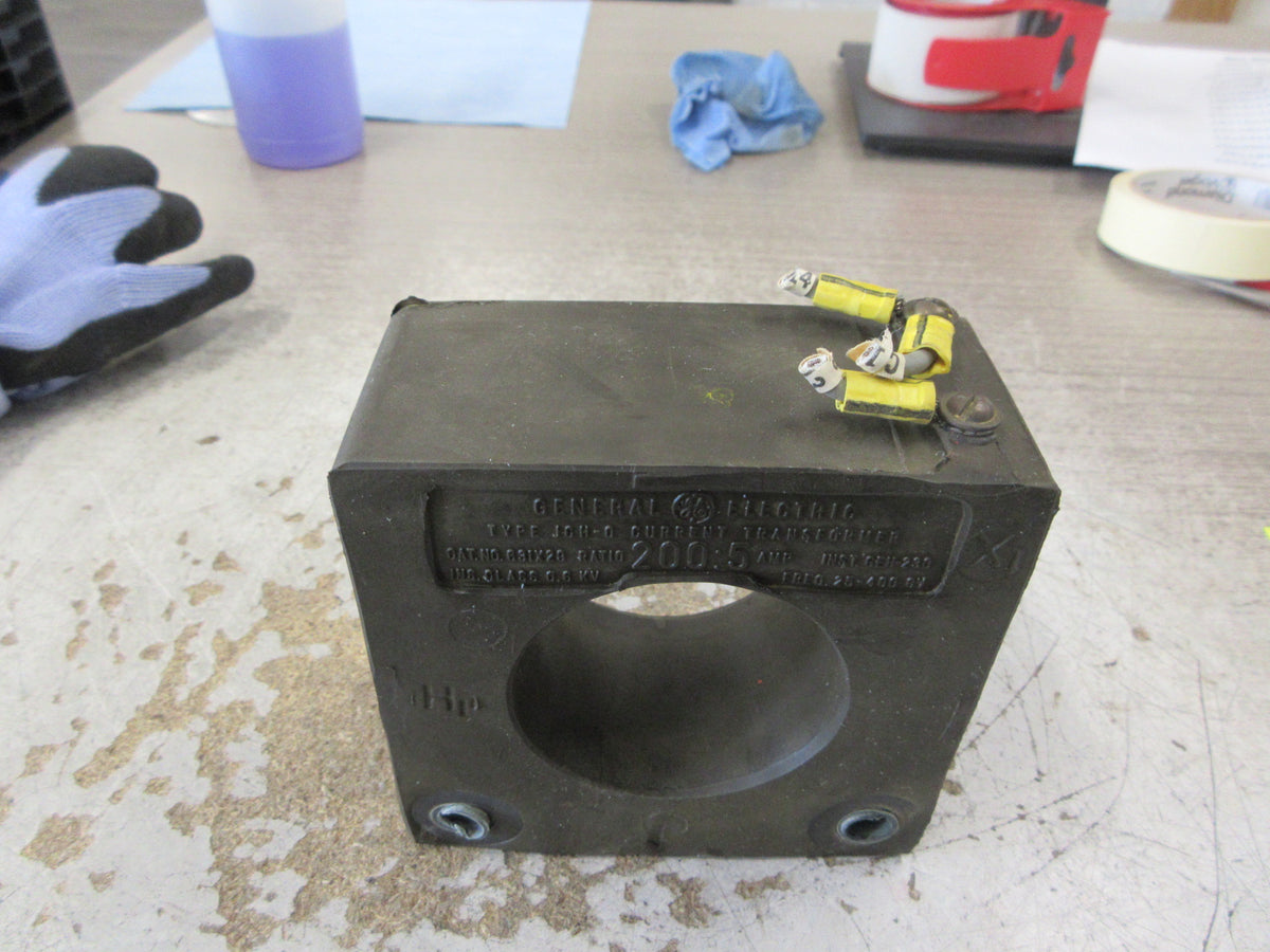 GE Current Transformer 631X29 Ratio 200:5A Used