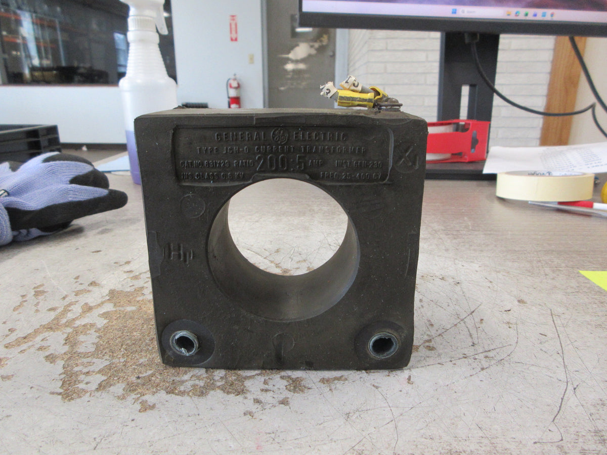 GE Current Transformer 631X29 Ratio 200:5A Used