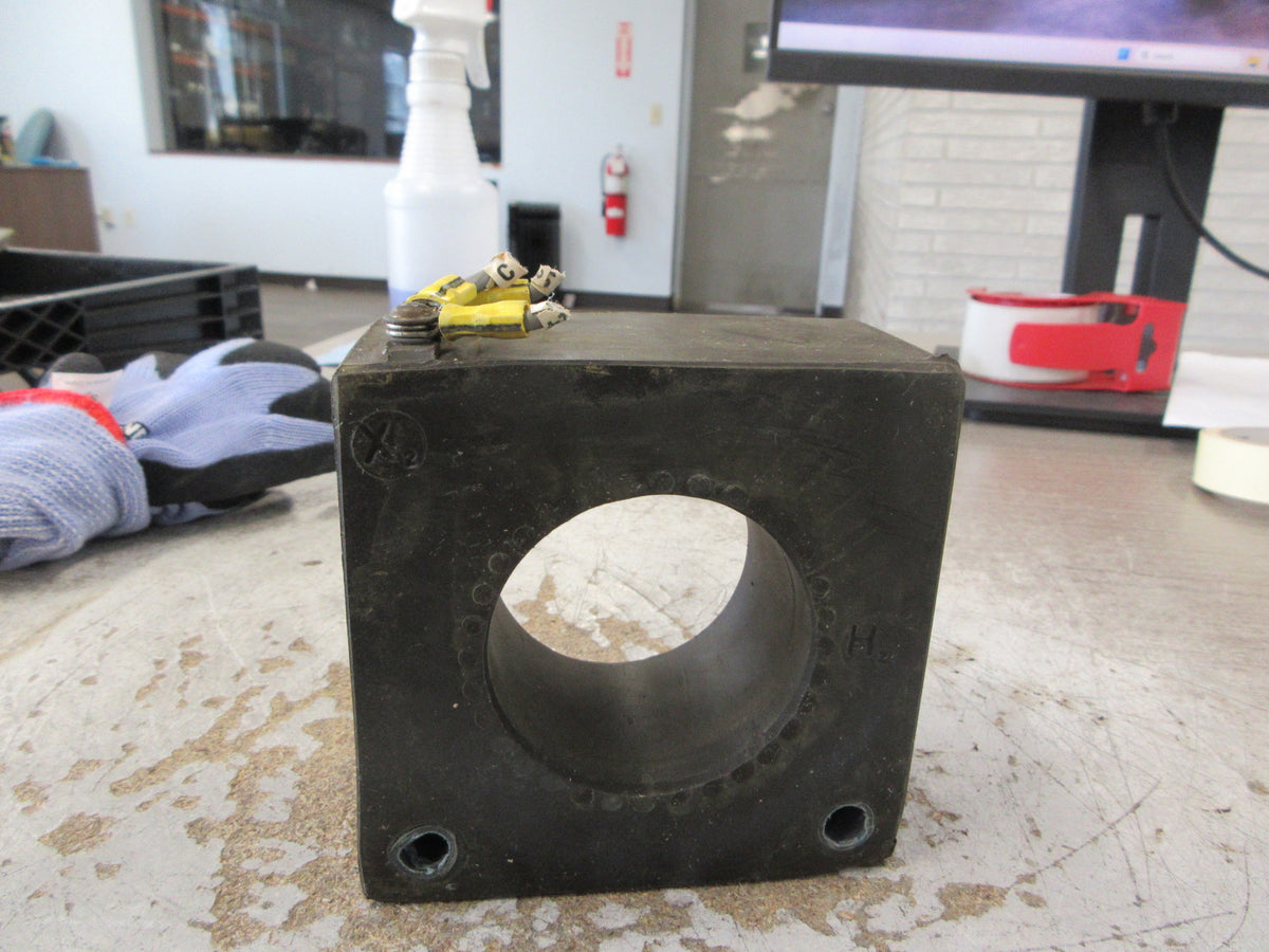 GE Current Transformer 631X29 Ratio 200:5A Used