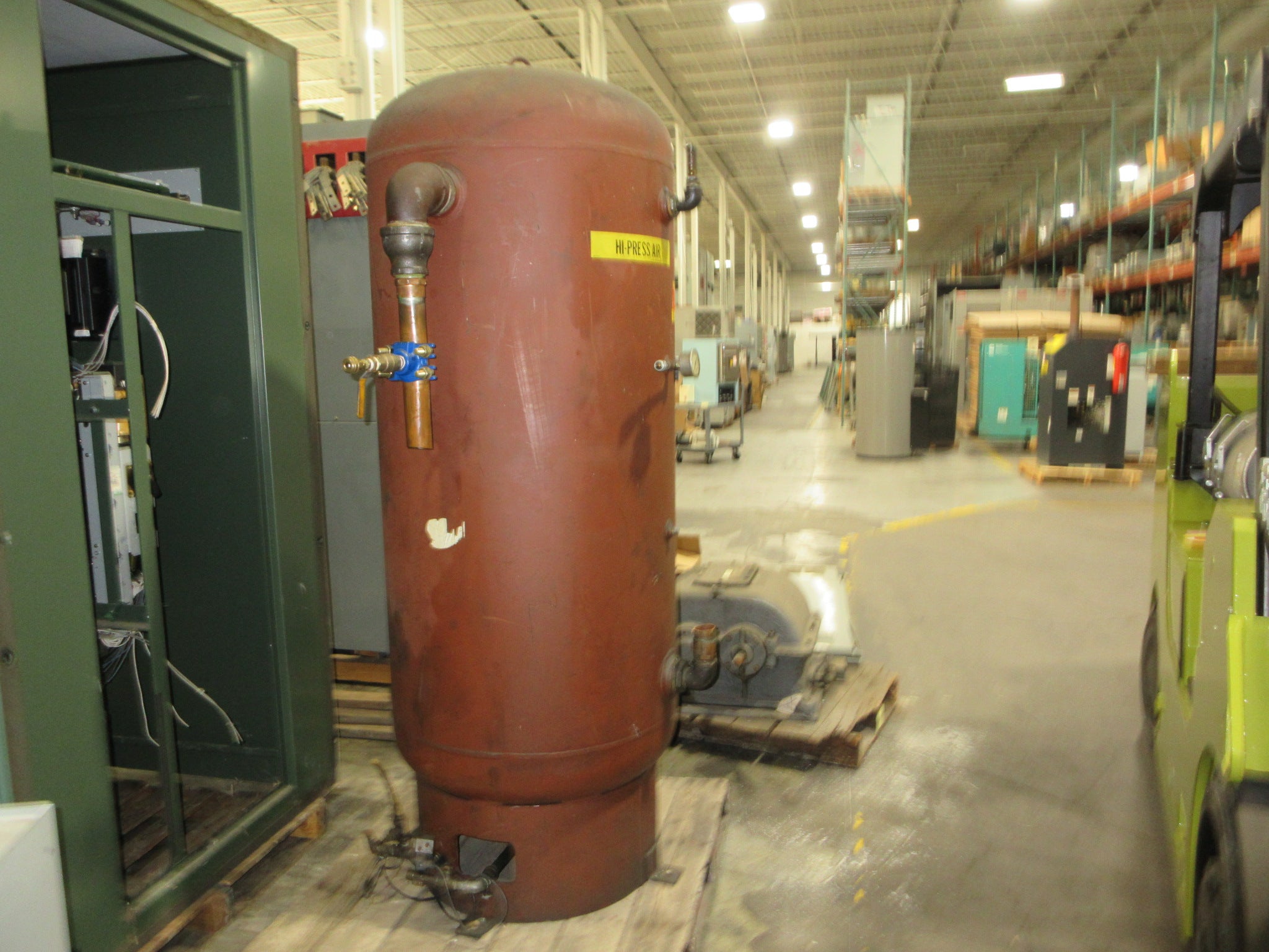 Sullair Tank 200 Gal 200 PSI MFD: 1983 Used