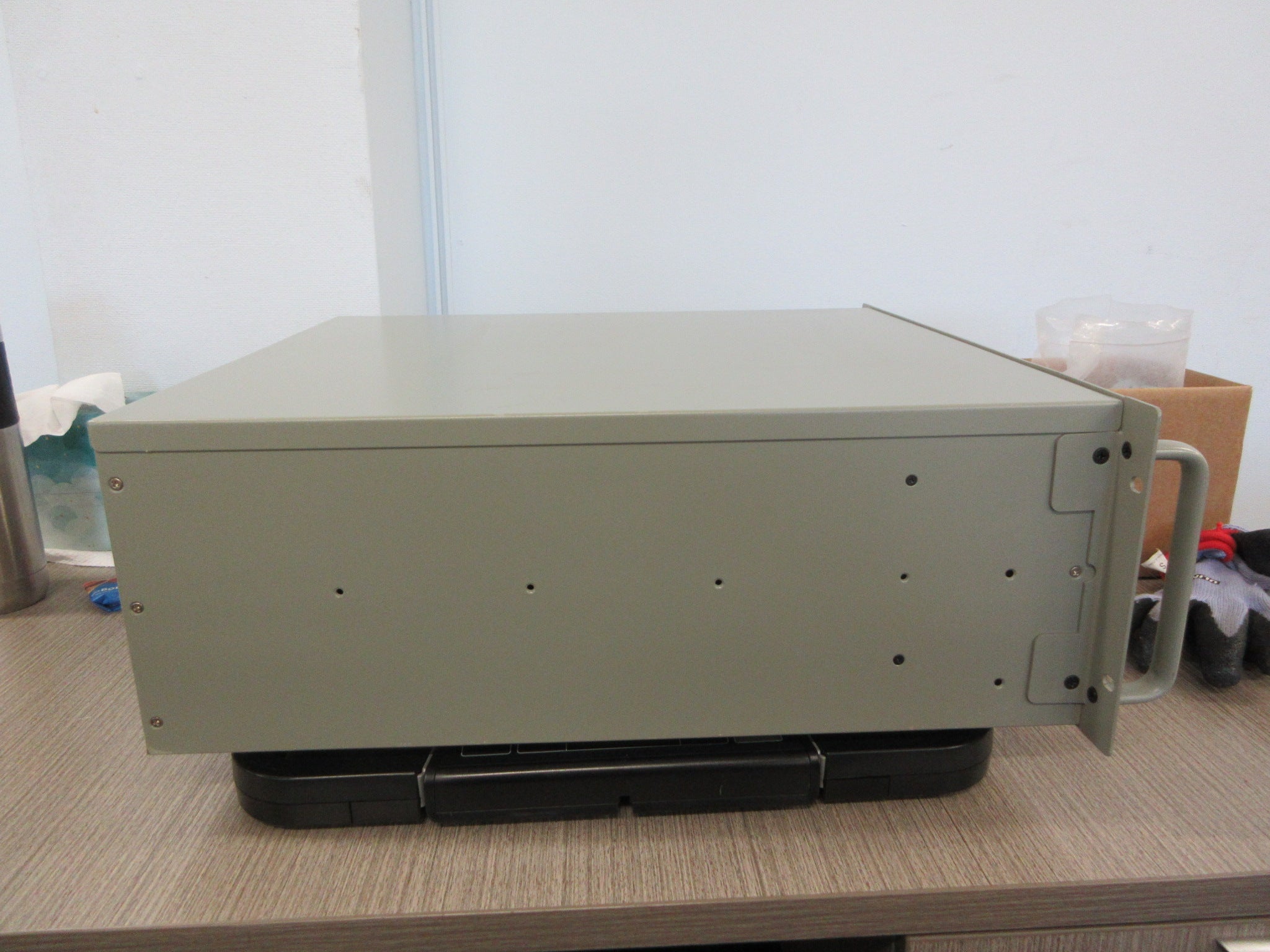 Advantech Industrial Computer IPC-610MB-L Ver. B Rev. A4 Used