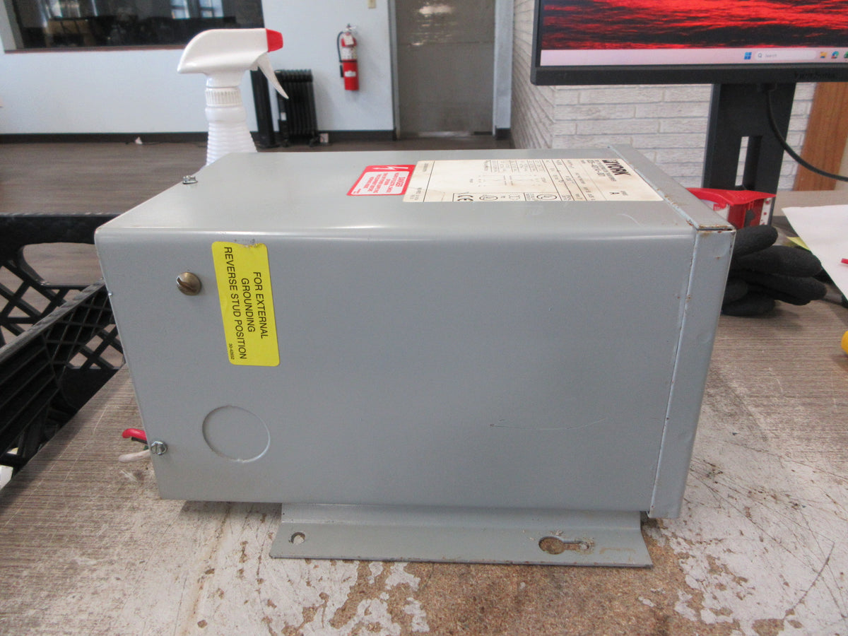 York 3R Distribution Transformer 025-40114-001 Ser. A 2KVA Pri: 240/480V Used
