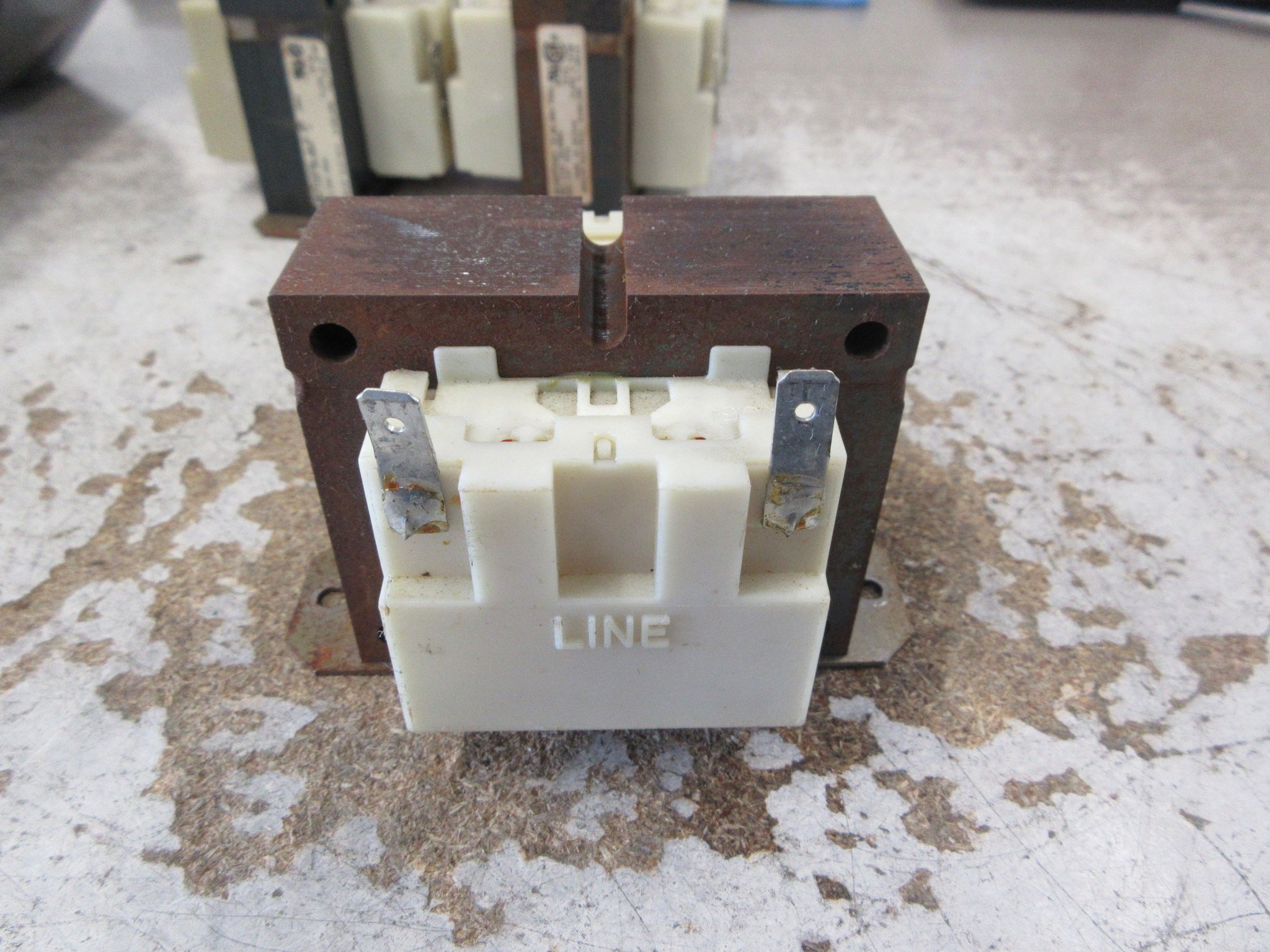 Basler Electric Transformer BE122775GEK 75VA Pri: 115V Sec: 24V 50/60Hz Used