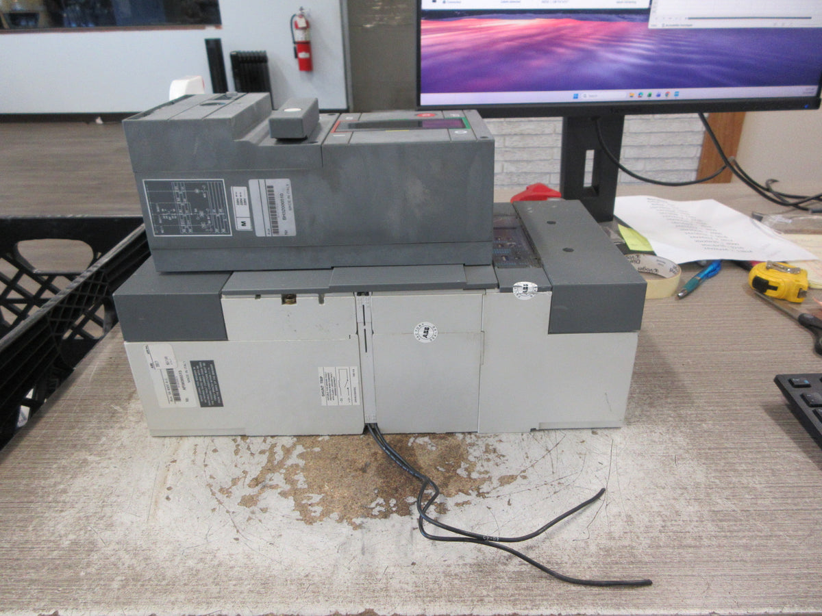 ABB Isomax S7 Circuit Breaker PR212/P 1200A 220V Shunt Trip W/Aux Switch Used