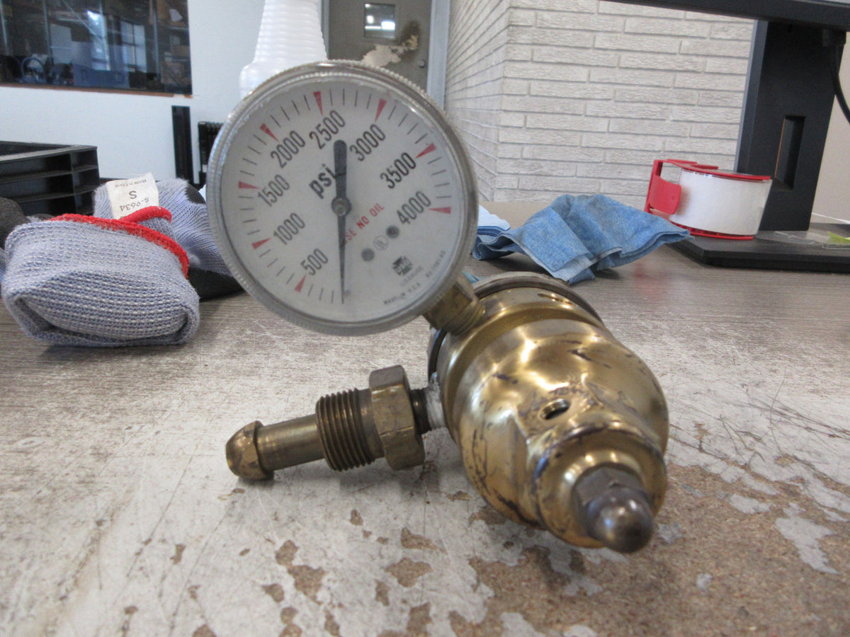 Linde Gas Regulator U2E 5 25-500 Range: 0-4000 PSI Used