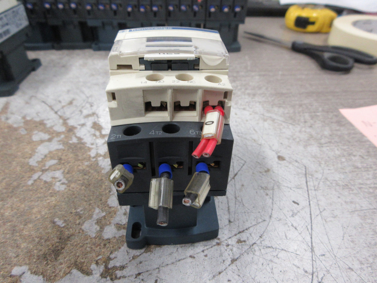Telemecanique Contactor LC1 D09 24V Coil 25A Used