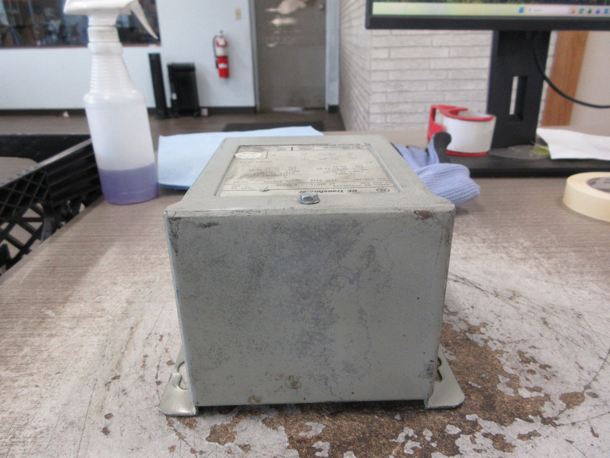 GE 3R Transformer 9T51B0008 0.500KVA Pri: 240/480V Sec: 120/240V 60Hz 1Ph Used