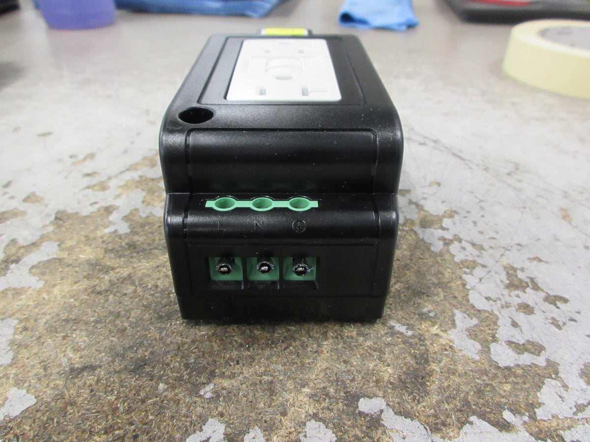 Murr Duplex Receptacle 67981 20A 125V Used