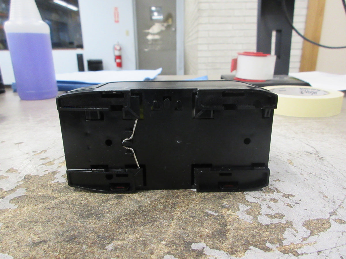 Murr Duplex Receptacle 67981 20A 125V Used
