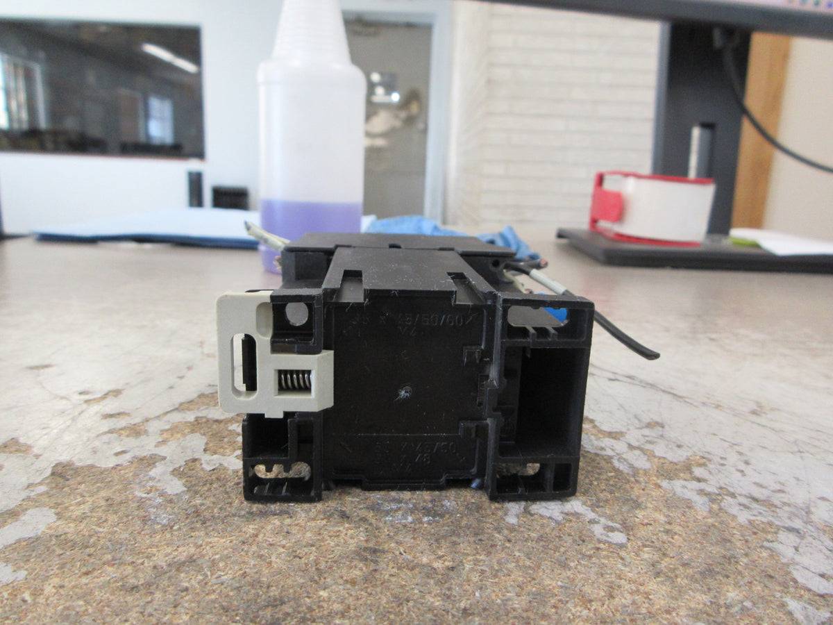 Telemecanique Contactor LP1 D1810 24VDC Coil 35A 600V Used