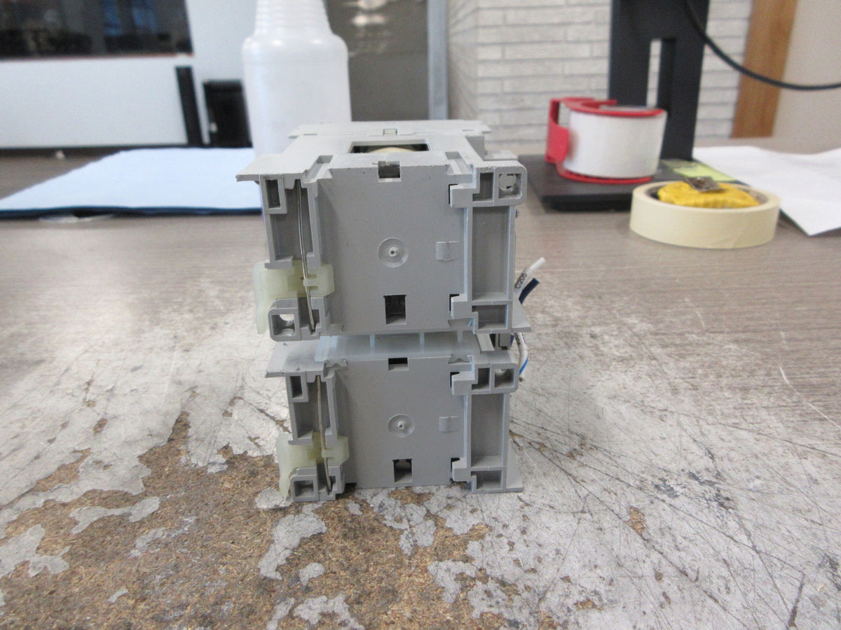Allen-Bradley Reversing Contactor 104-C09DJ22 Ser. B 24VDC Coil 25A 600V Used