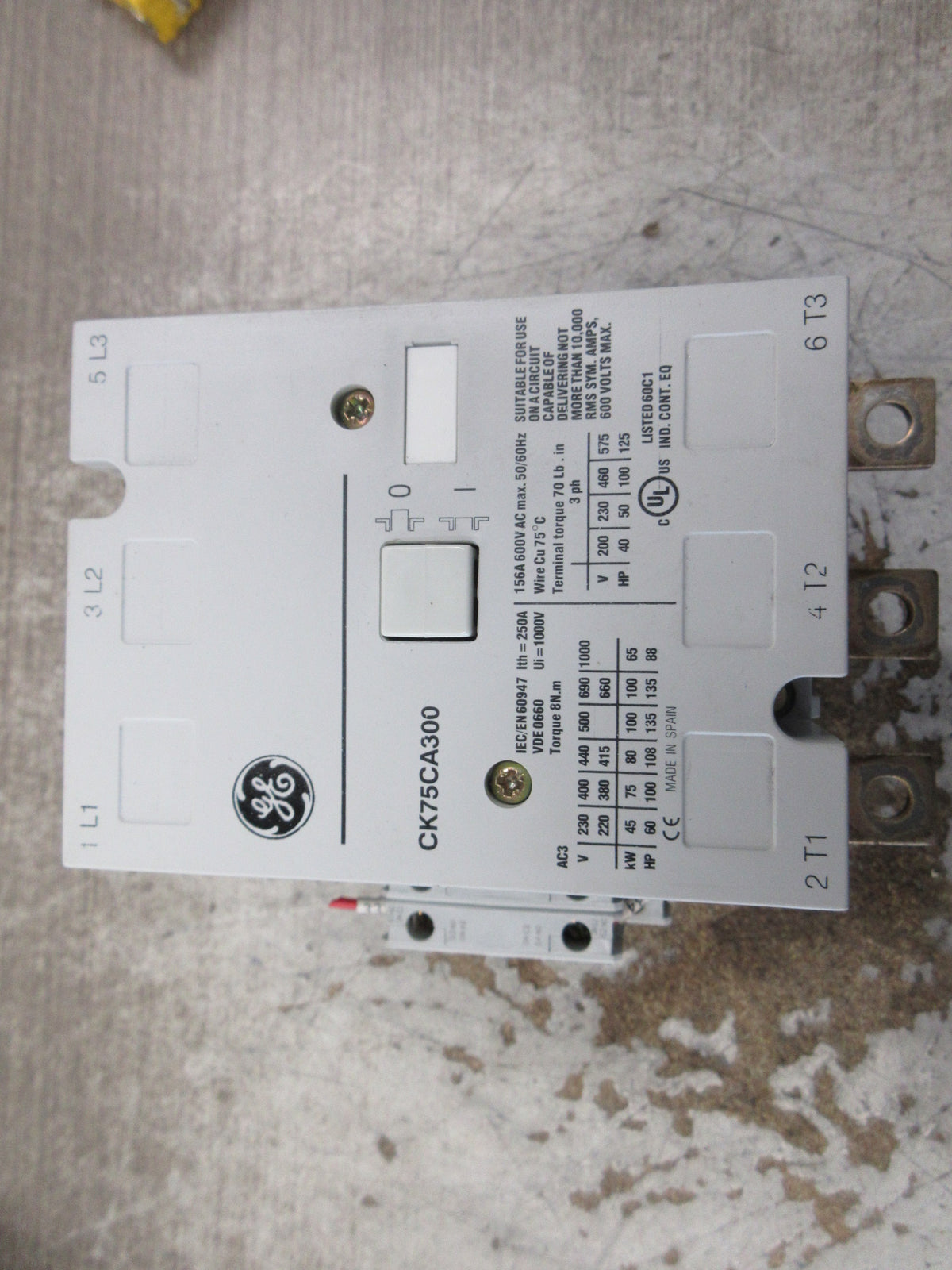 GE Contactor CK75CA300 120V Coil 156A 600V 50/60Hz (2) Aux Contact Used