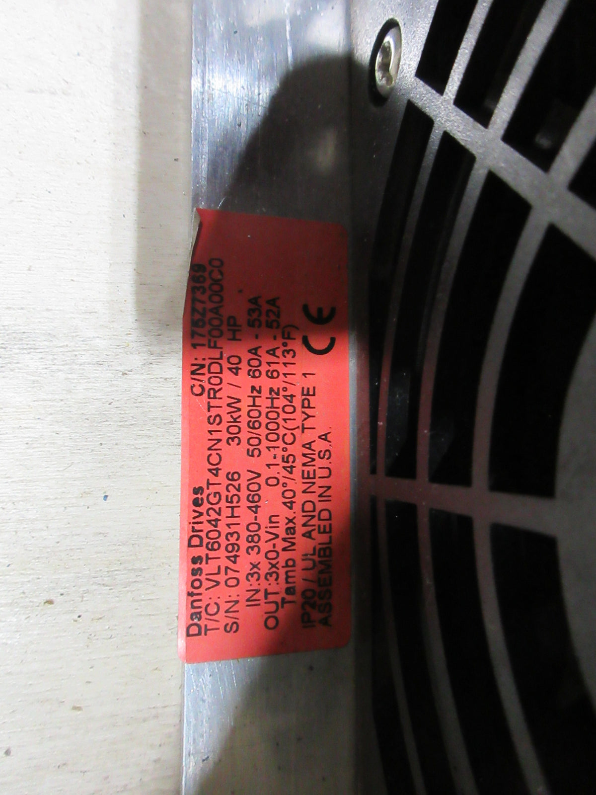 Danfoss VLT 6042 AC Drive 175Z7369 40HP 3Ph *No Keypad* Used