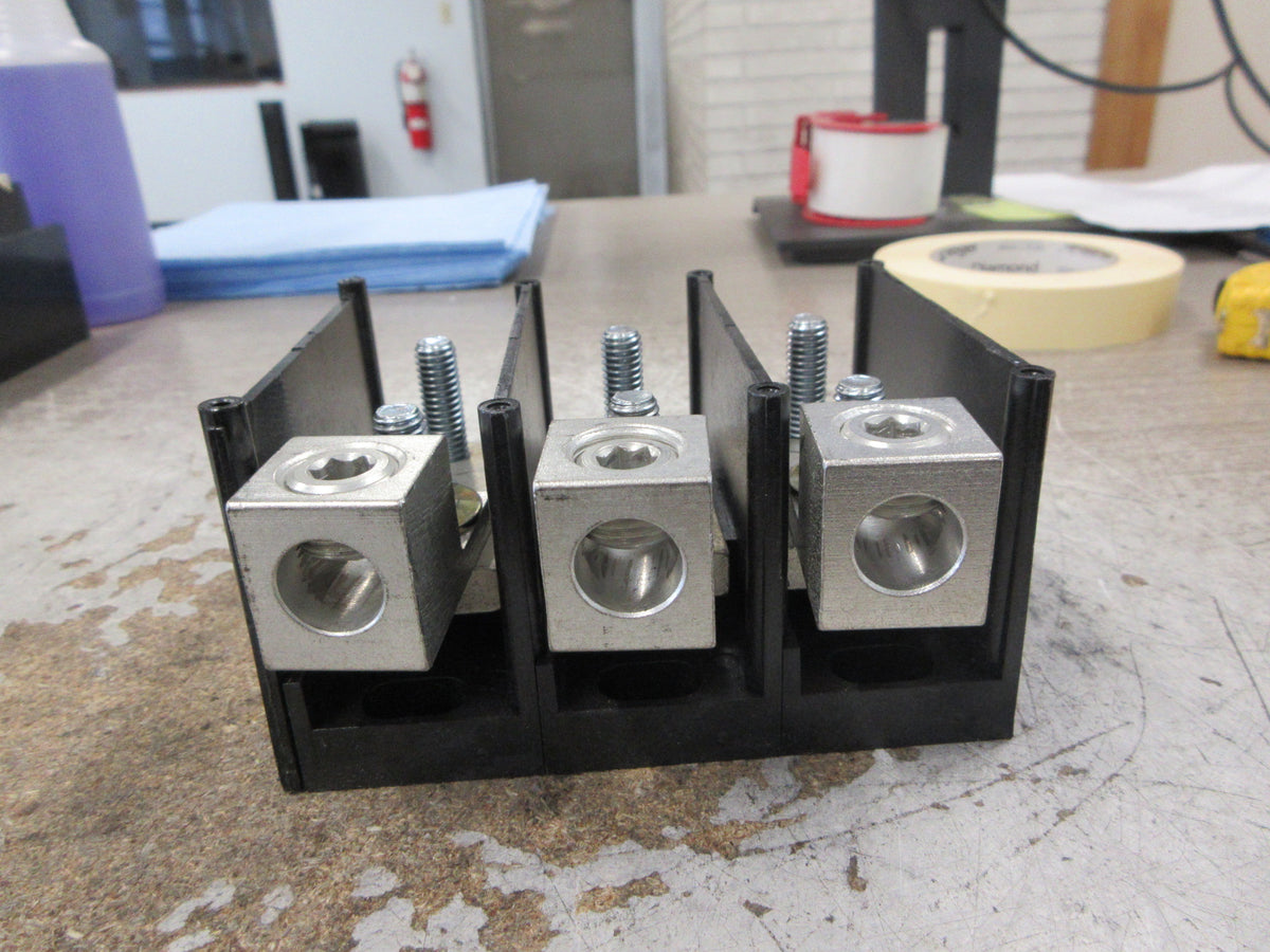 Ferraz Shawmut Power Distribution Block 66263 600V 3P Used