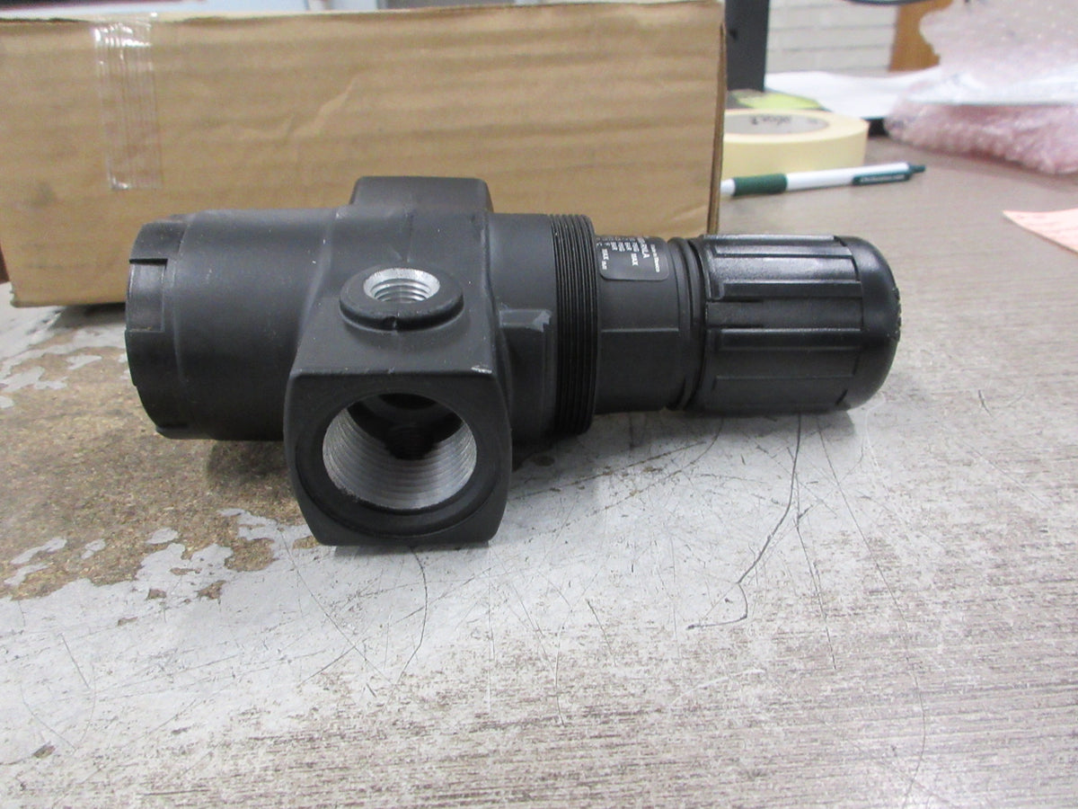 Norgren Regulator R17-800-RNLA New Surplus