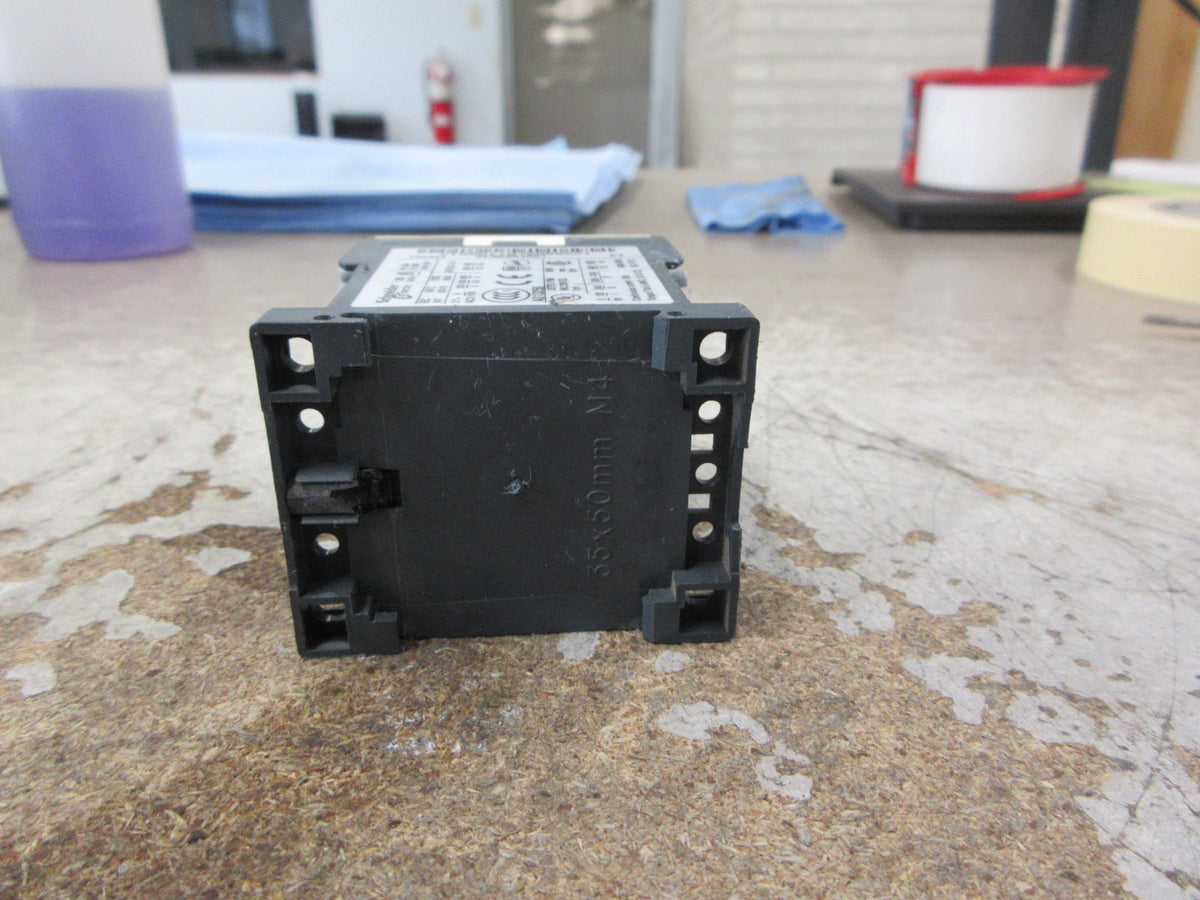 Telemecanique Contactor LC1K12 10F7 110 V Coil 20 A 600 V Used