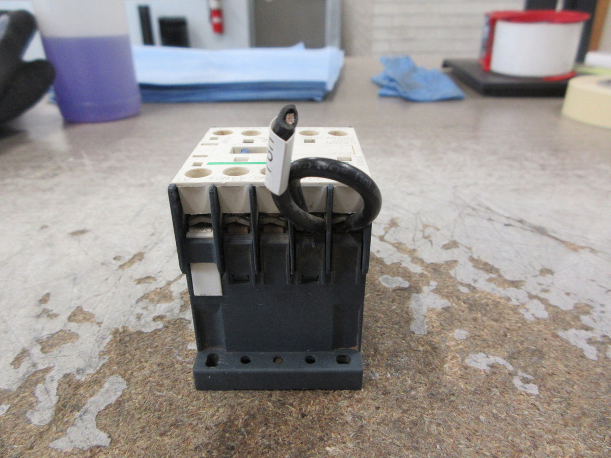 Schneider Electric Contactor CA2KN 40U7 230/240V Coil Used