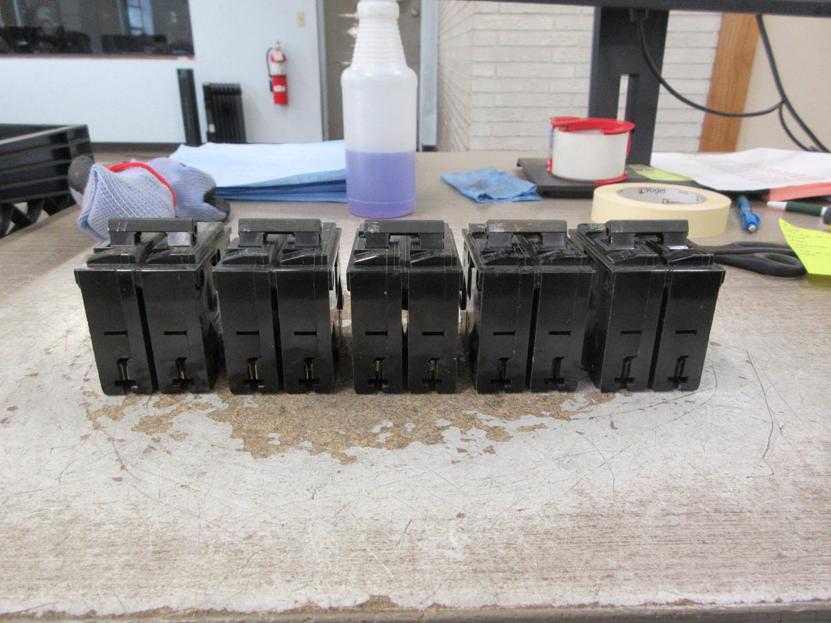 Gould ITE Type QP Clip-On Circuit Breaker Q220 20A 120/240V 2P *Lot of 5* Used