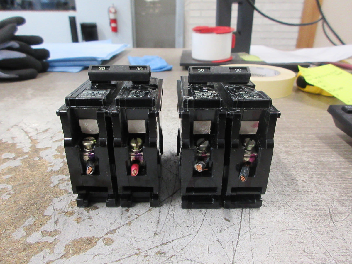 Siemens ITE Type QP Clip-On Circuit Breaker Q230 30A 120/240V 2P *Lot of 2* Used