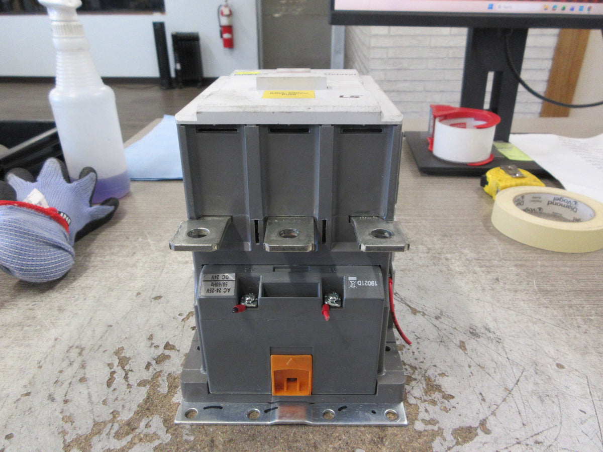 LS Metasol Contactor MC-225a 24-25VAC/24VDC Coil 350A 600V *No Base Screws* Used