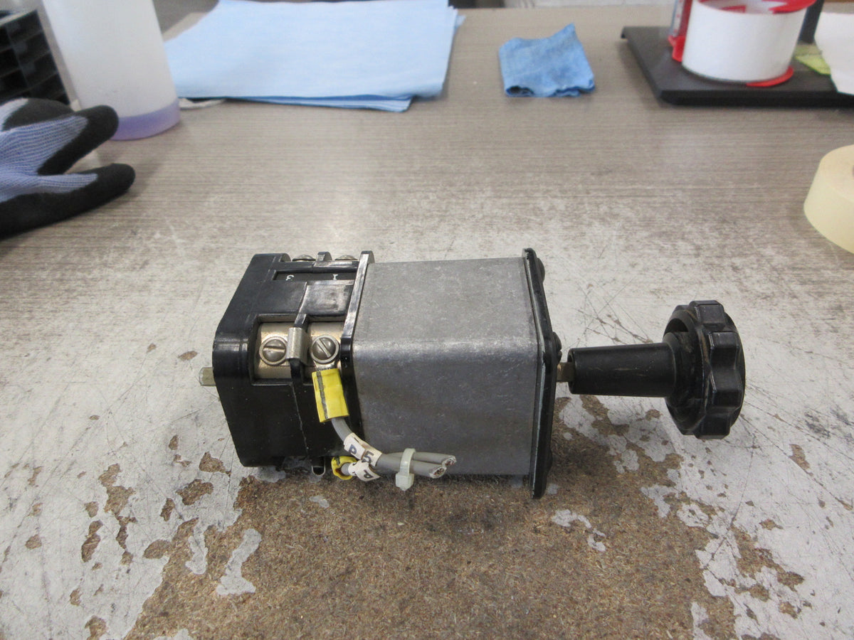 GE Type SPM Rotary Switch 10AA004 Used