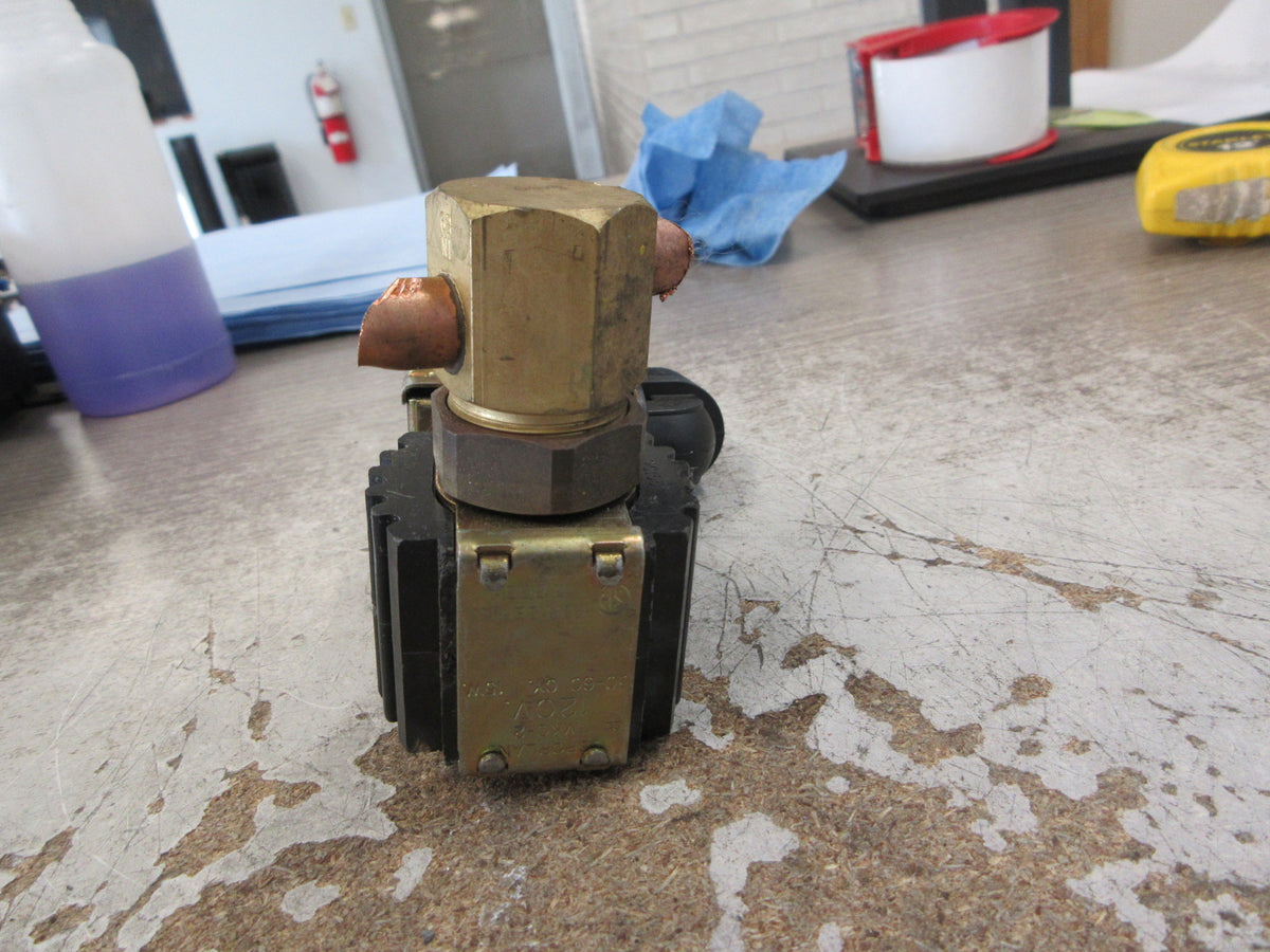 Sporlan Solenoid Valve E9S240 300 PSI MOPD 500 PSI MRP Used
