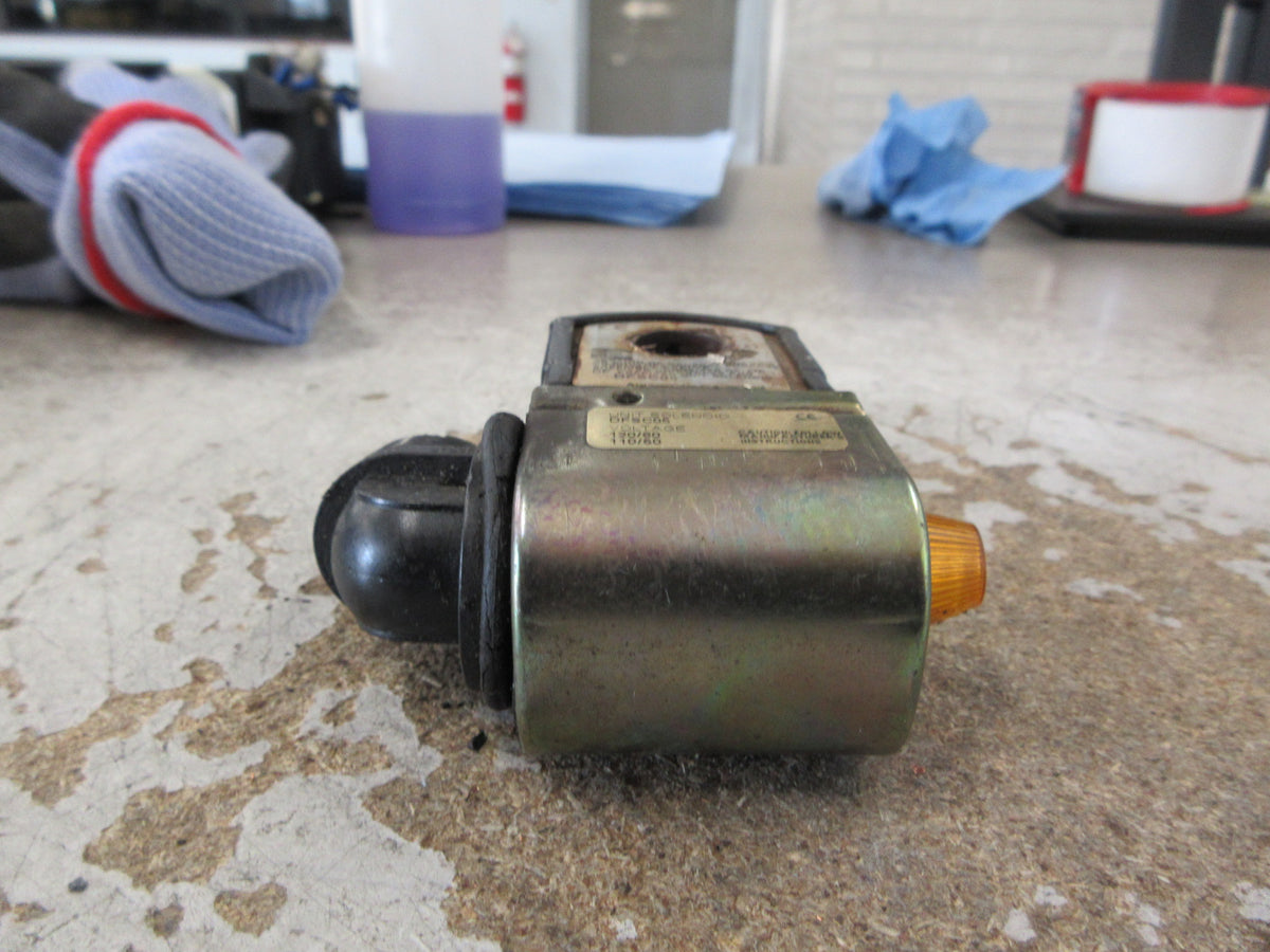 Parker Solenoid Coil DFSC05 120V @ 60Hz 110V @ 50Hz Used