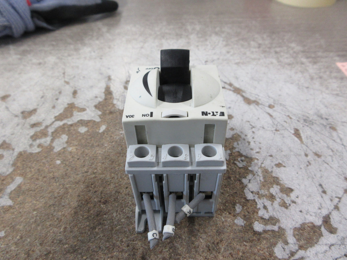 Eaton Disconnect Switch T5A3030U 30A 600V 3Ph Used
