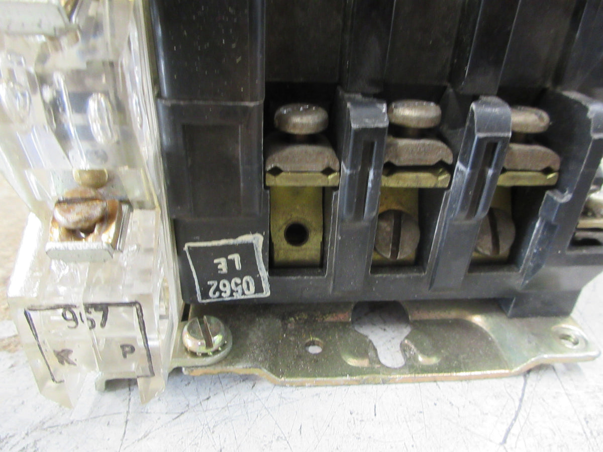 Square D Size 1 Starter 8536 SCO -3 S Ser. A 120V Coil 600V W/Aux Fuse Used