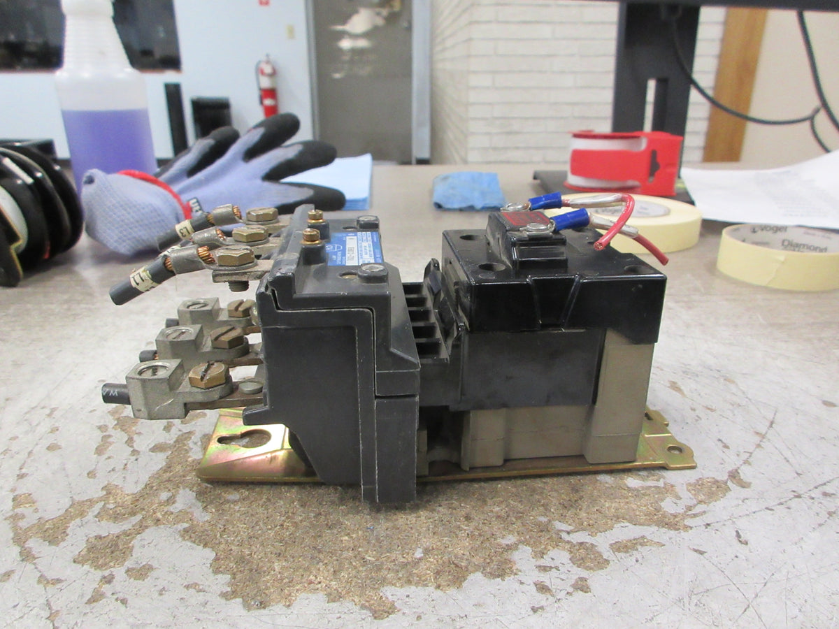 Allen-Bradley Lighting Contactor 702L-COD93 Ser. K 120V Coil 60A 600V Used