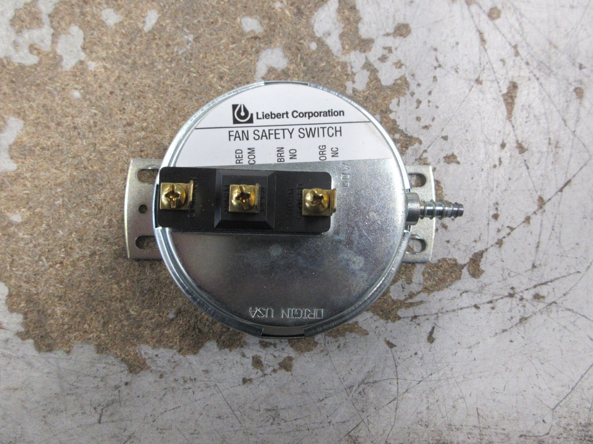 Liebert Fan Safety Switch B02-0190 Model #: RFS-4200-004 Used