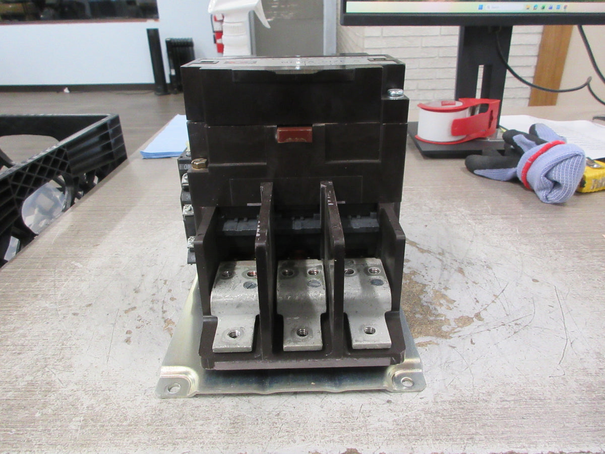 Cutler-Hammer Size 5 Contactor C10GN3 Ser. A1 120V Coil 270A 575V 3Ph Used