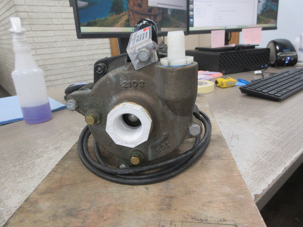 Dayton Centrifugal Pump 2ZWR5A 0.5HP 115/230V 1Ph 3450RPM Used