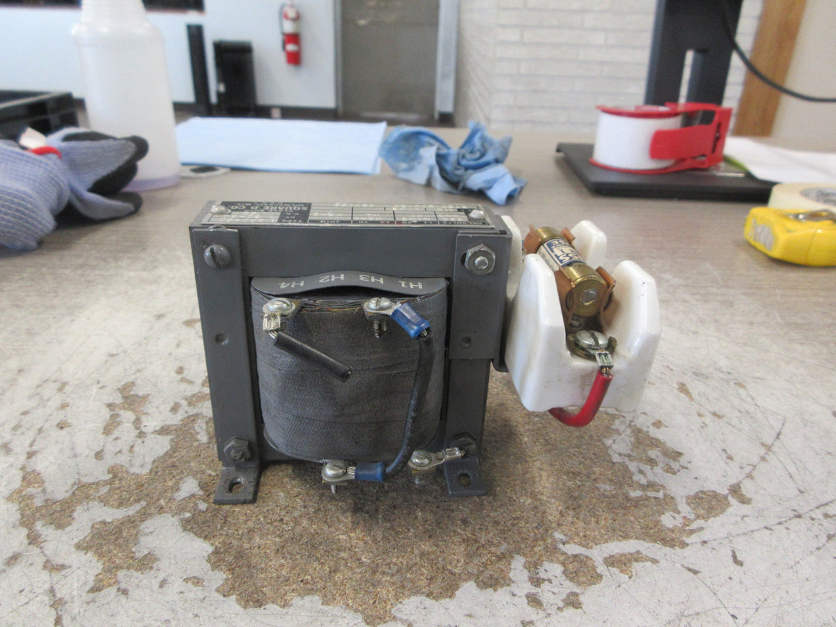 Square D Transformer 9070 AA0-50 50VA Pri: 220/440V Sec: 110V 50-60Hz Used
