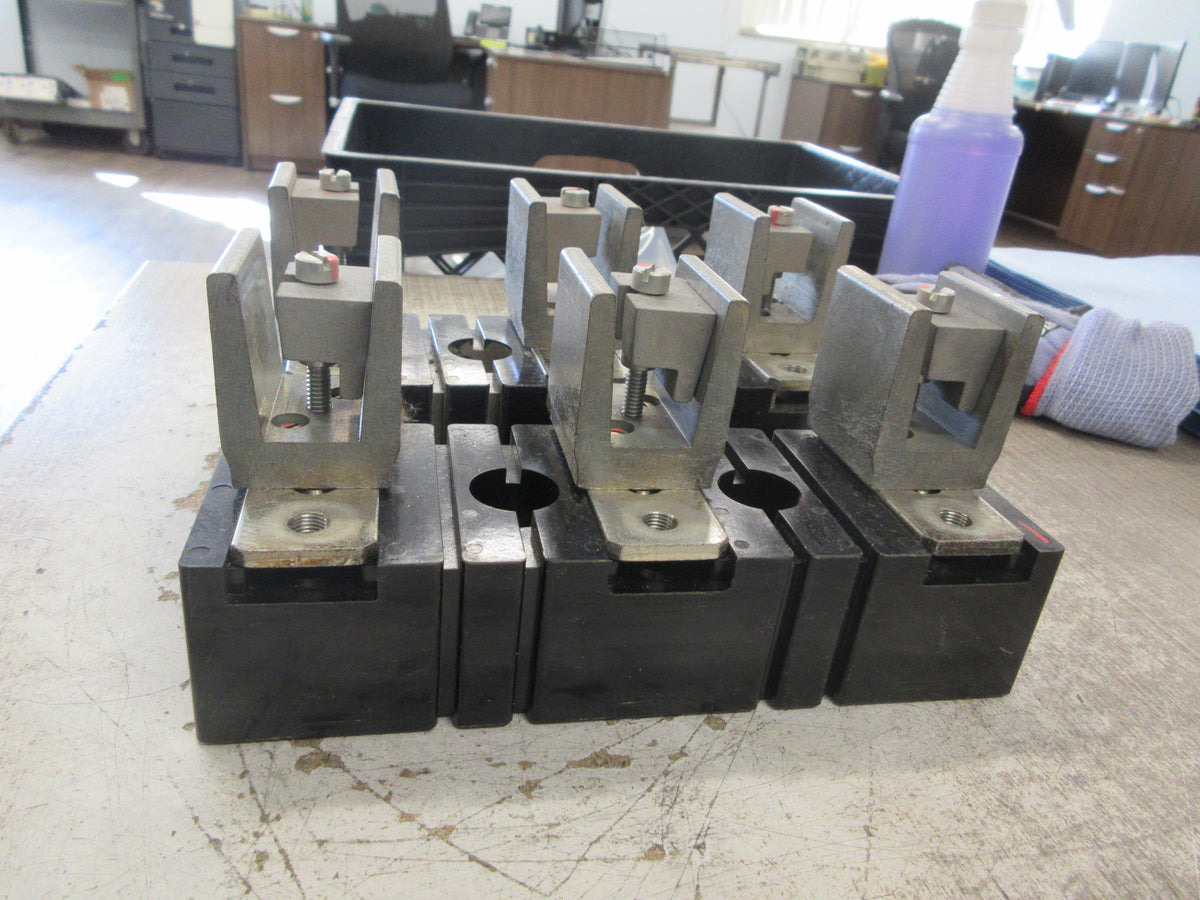 Allen-Bradley Fuseholder 4012056903 400A 600V 3P *(1) Set* Used