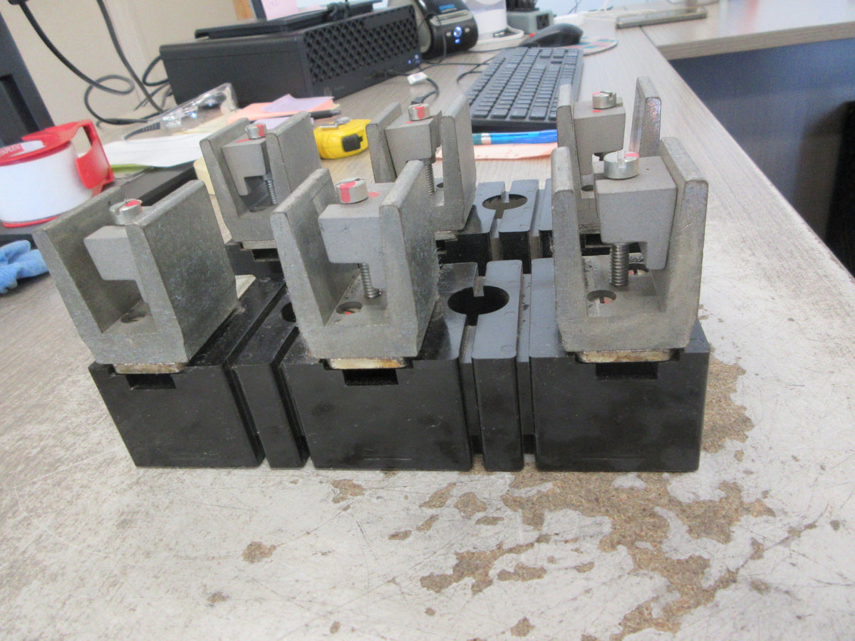 Allen-Bradley Fuseholder 4012056903 400A 600V 3P *(1) Set* Used