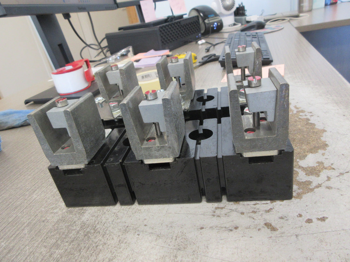 Allen-Bradley Fuseholder 4012056915 / 4012056903 400A 600V 3P *(1) Set* Used