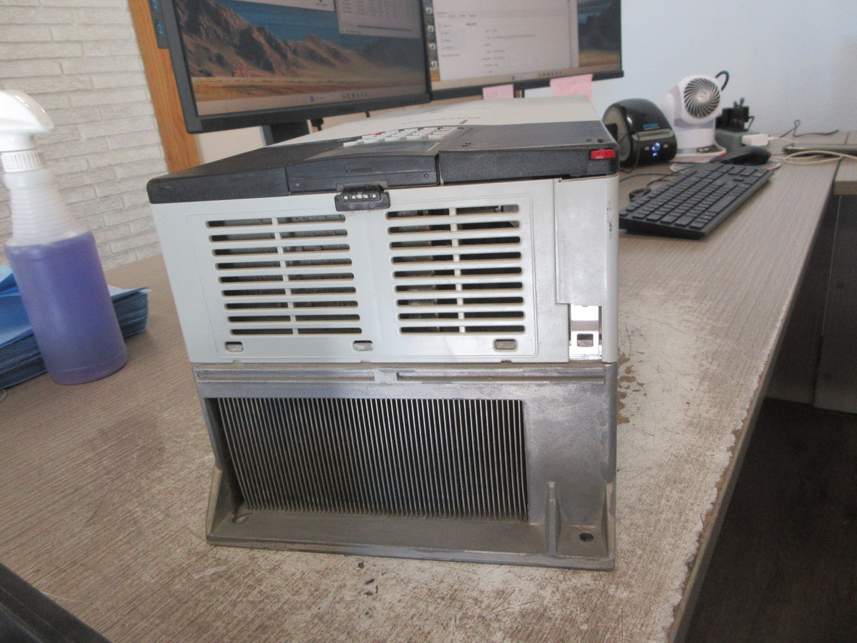 Allen-Bradley PowerFlex 700 AC Drive 20BD040A0AYNAND0 Ser. B 30HP 3Ph Used