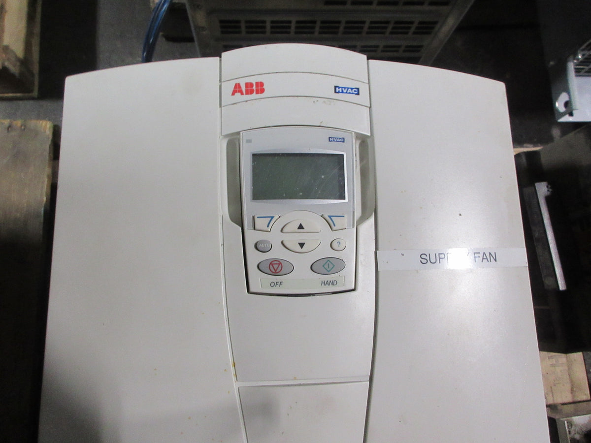 ABB ACH550 AC Drive ACH550-UH-178A-2 60HP Input: 3PH , 208-240VAC , 178A Used