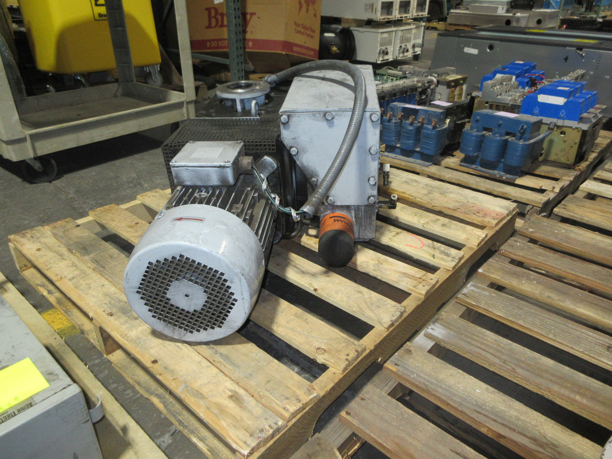 Leybold SogeVac Rotary Vane Vacuum Pump SV200 9502799/04 7.5HP 1750RPM Used