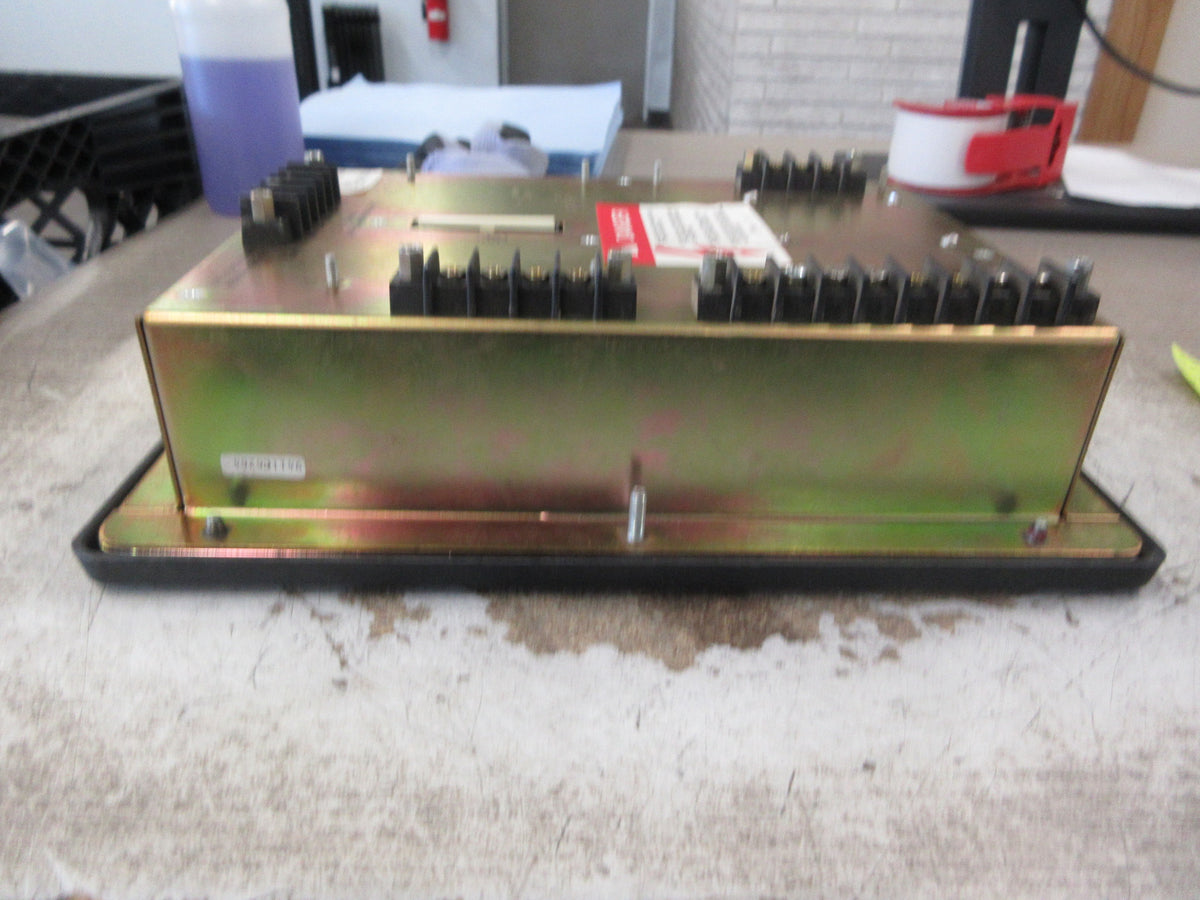 Square D PowerLogic Circuit Monitor 3020 CM-2350 100-264VAC 100-300VDC 14VA Used