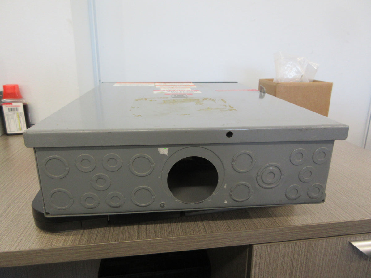 Square D Homeline 3R Load Center 125A Main Breaker 12-Slot Used