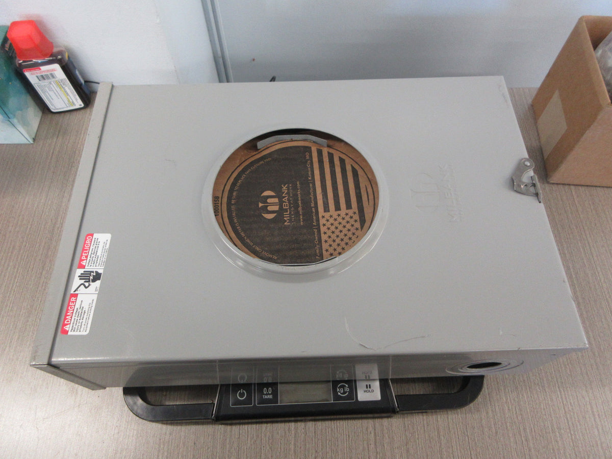 Milbank 3R Meter Socket 9800L 200A 600V Used