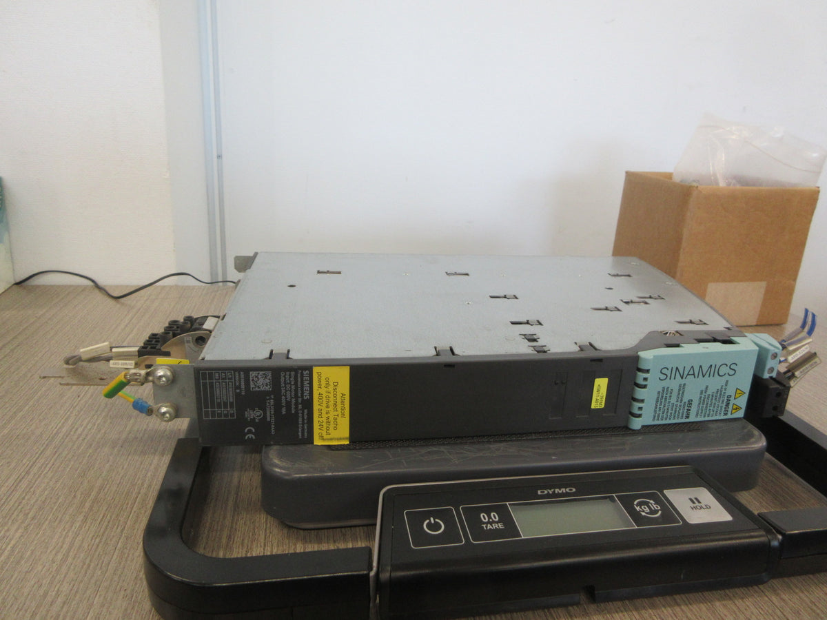 Siemens Single Motor Module 6SL3120-1TE21-8AA3 Ver. B Input: 600VDC Used
