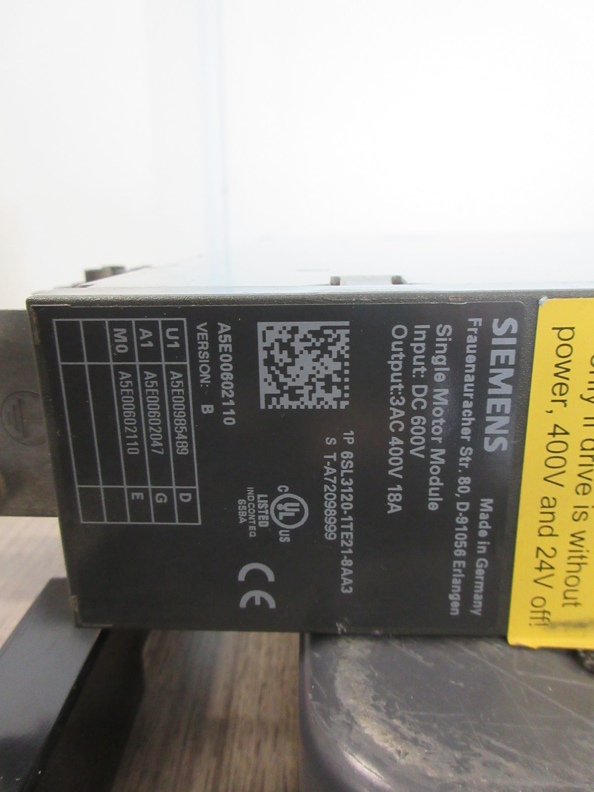 Siemens Single Motor Module 6SL3120-1TE21-8AA3 Ver. B Input: 600VDC Used