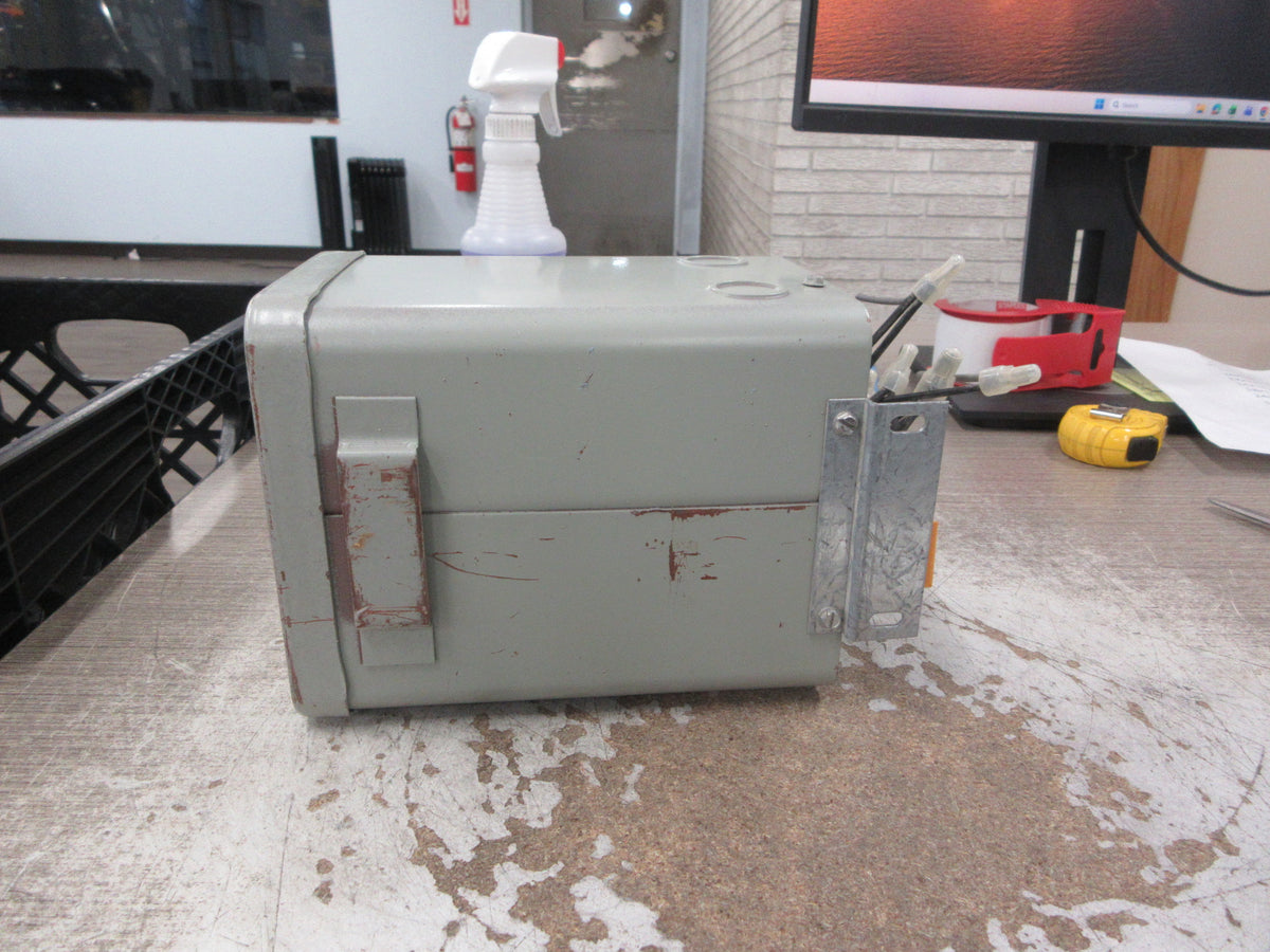 Westinghouse Type EPB Transformer 6E193 1KVA Pri: 240/480V Sec: 120/240V Used