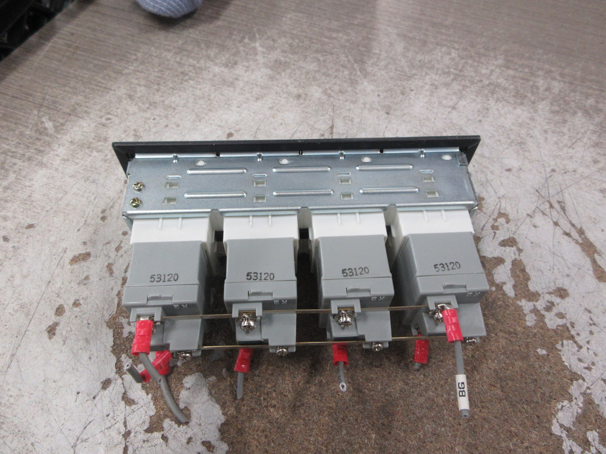 Idec Annunciator SLC40N-0104-DHT2FB 4x1 Used